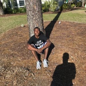 Meet your Posher, Jason